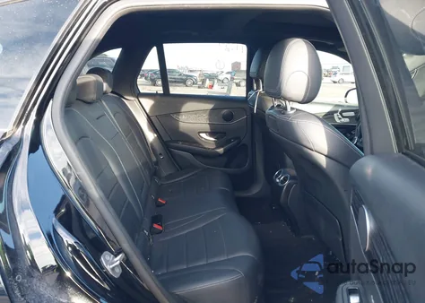 2018 Mercedes-Benz Glc 300 from USA, damaged, VIN WDC0G4JB0JV061933